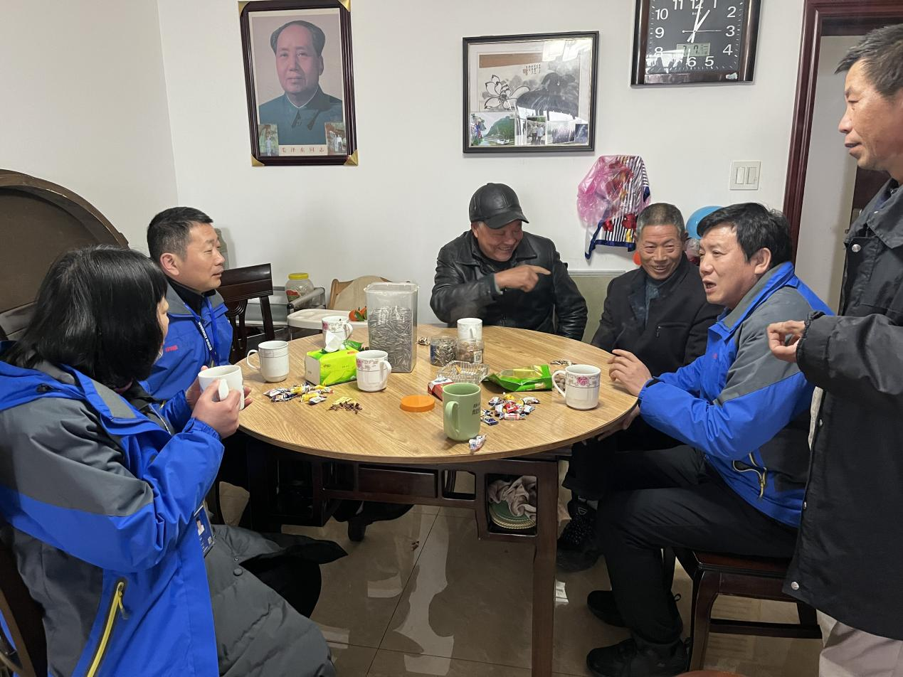 虎年新春,新宝5注册,新宝5测速注册登录入口工会开展慰问退休职工活动(图3) 虎年新春,新宝5注册,新宝5测速注册登录入口工会开展慰问退休职工活动(图3)